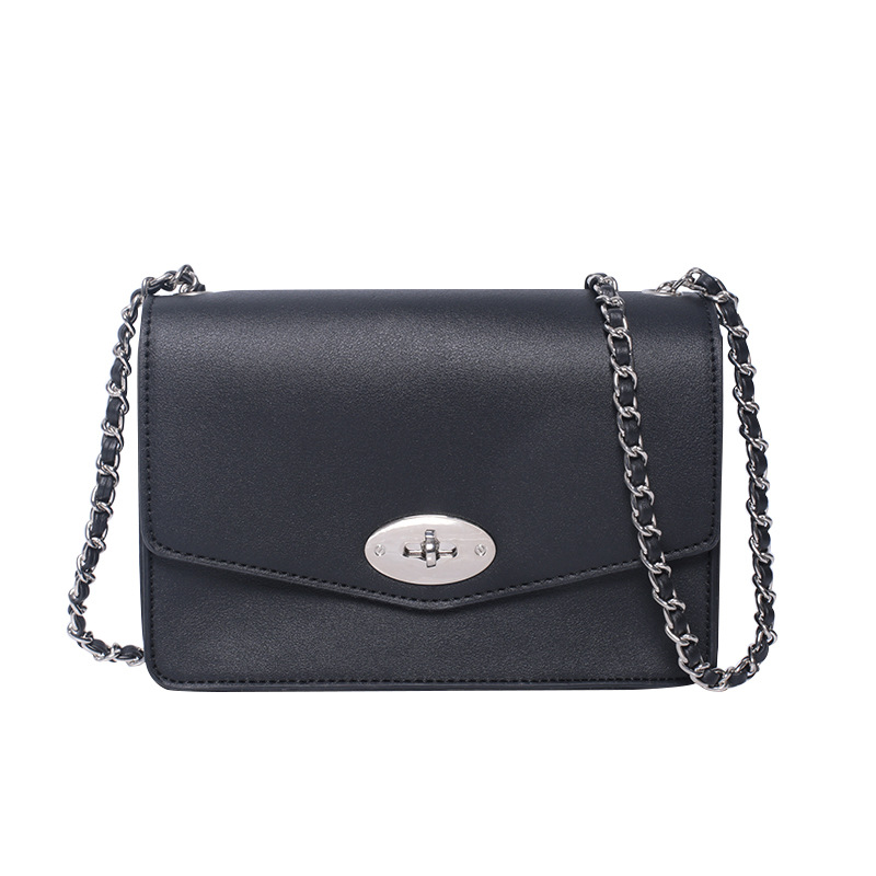 Customized by the manufacturer Fashionable and trendy shoulder bag 2022New minimalist and versatile small square bag chain bag