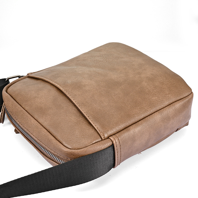New men's minimalist crossbody small square bag for business commuting, single shoulder crossbody men's bag
